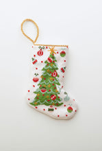 Limited Edition: Coton Colors: Rockin’ Around the Christmas Tree