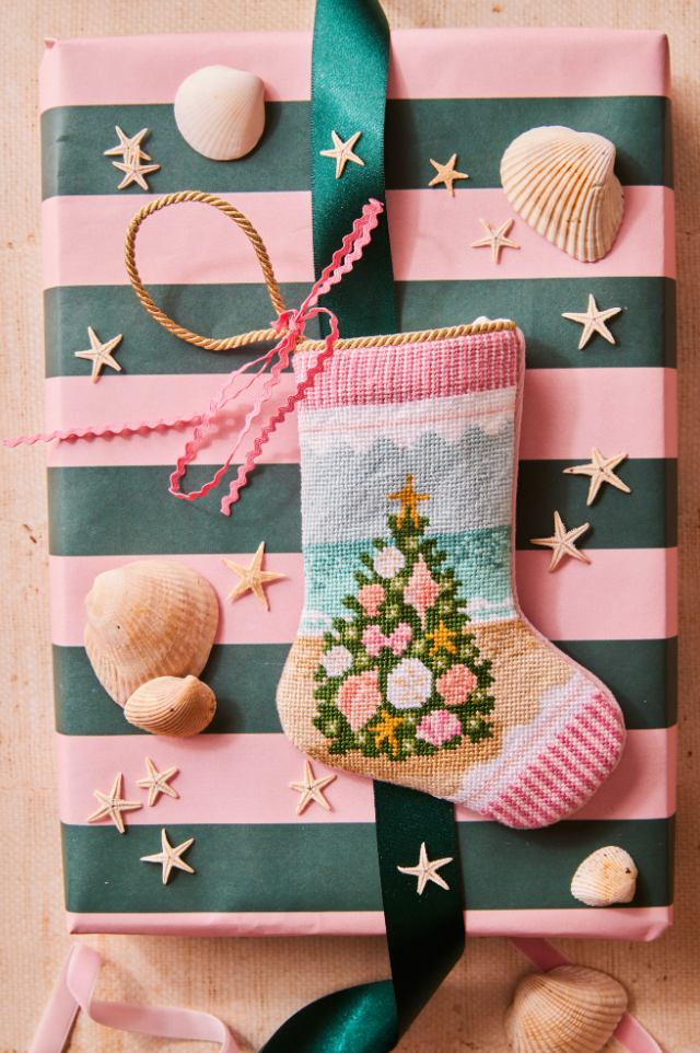 Kate Lewis: Christmas on the Coast