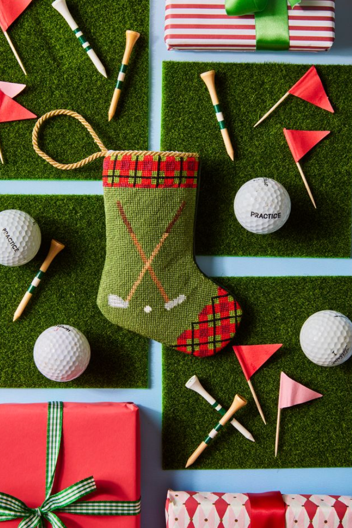 Tee Time Tidings (Golf Clubs)